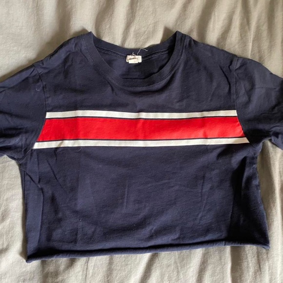 Cropped Garage Tee - great condition - Picture 1 of 2